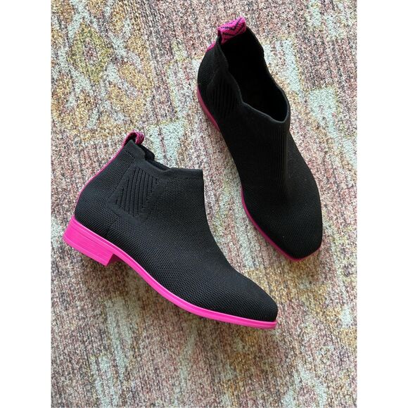 Vivaia Ryan Pro Water Repellent Ankle Chelsea Boots in Black Pitaya - Picture 5 of 6